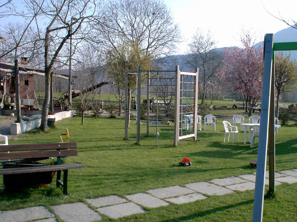 Agriturismo La Bordiga Bauernhof Paesana